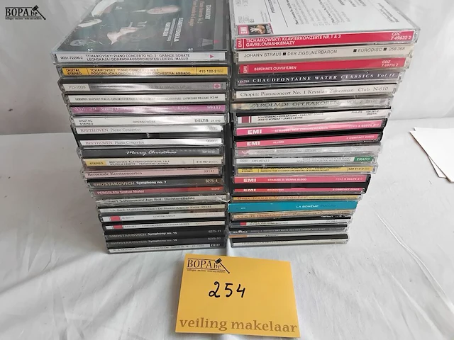 Lot 254 - lot, cd's, klassiek, stapel - afbeelding 1 van  4