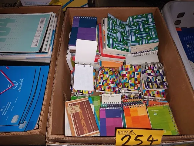 Lot 254 - papierwaren - afbeelding 3 van  4