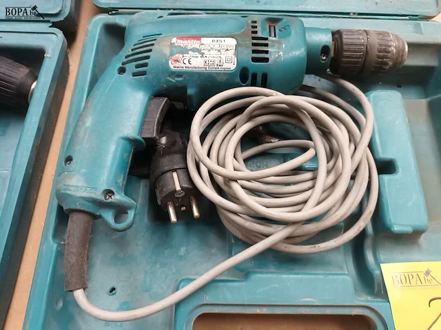 Lot 255 - boormachine makita - afbeelding 2 van  3