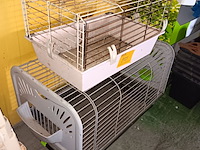Lot 255 - hamsterkooi. 2 stuks - afbeelding 2 van  2