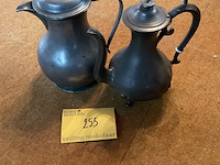 Lot 255 - tinnen kannen - afbeelding 1 van  4