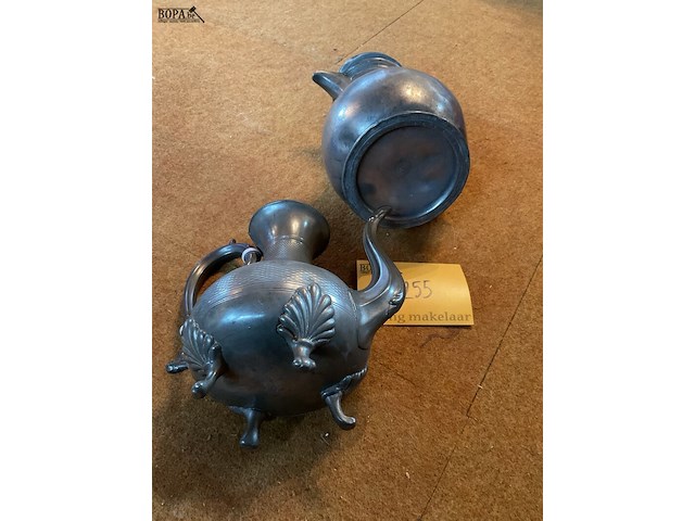 Lot 255 - tinnen kannen - afbeelding 3 van  4