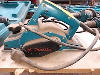 Lot 256 - schaafmachine makita - afbeelding 2 van  3