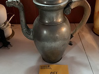 Lot 256 - tinnen koffiekan brussels handgreep hout - afbeelding 1 van  5