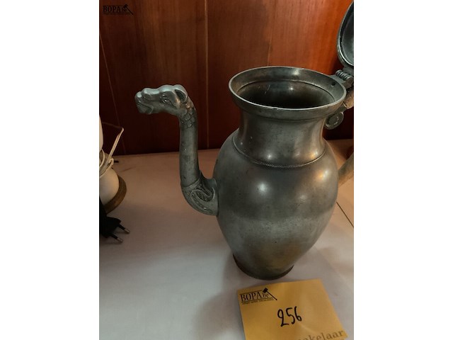 Lot 256 - tinnen koffiekan brussels handgreep hout - afbeelding 4 van  5