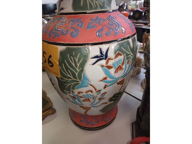 Lot 256 - vaas - afbeelding 2 van  4