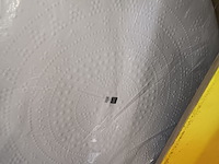 Lot 257 - etalage materiaal en tafelblad - afbeelding 2 van  3