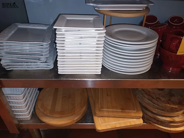 Lot 257 - huisraad - afbeelding 2 van  3