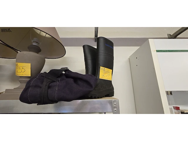 Lot 257 - lot items uit leger, rijkswacht, politie.... - afbeelding 3 van  10