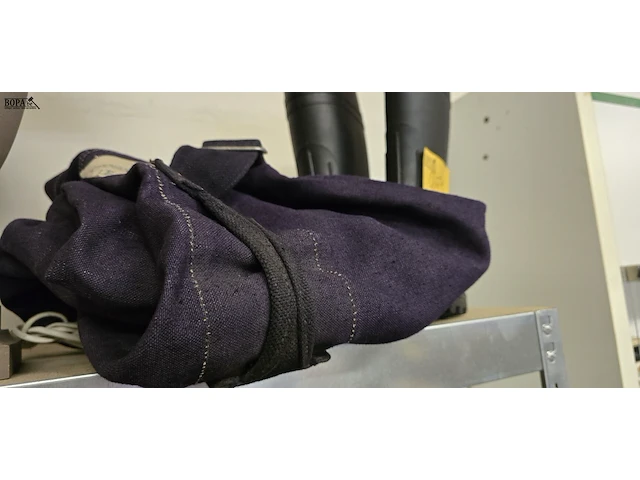 Lot 257 - lot items uit leger, rijkswacht, politie.... - afbeelding 5 van  10