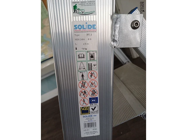 Lot 257 - solide alu trapje 2 treden - afbeelding 3 van  3