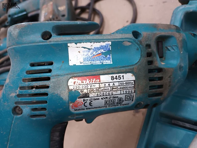 Lot 258 - boormachine makita - afbeelding 3 van  3
