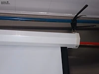 Lot 259 - projectie scherm - afbeelding 3 van  3