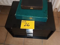Lot 26 - bestekkoffers. 3 stuks - afbeelding 1 van  2