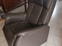 Lot 26 - elektrische relax zetel - afbeelding 2 van  5