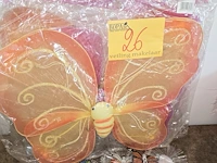 Lot 26 - grote vlinders en kleine lichtgevende vlinders - afbeelding 2 van  5