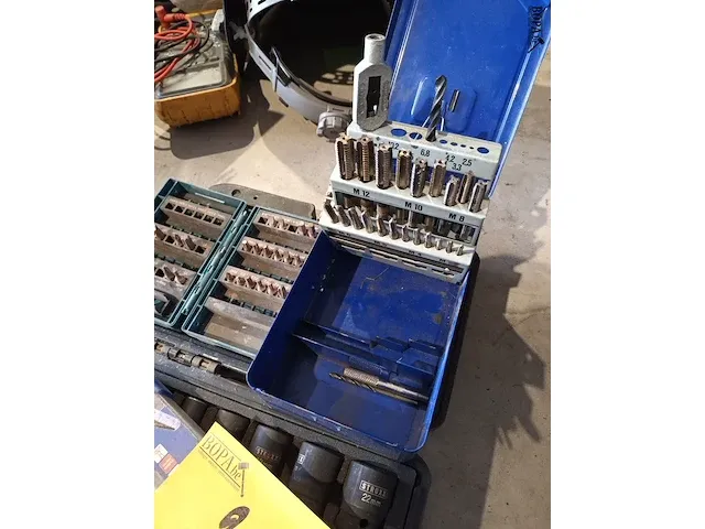 Lot 26 - lot diverse boren en bits - afbeelding 5 van  7