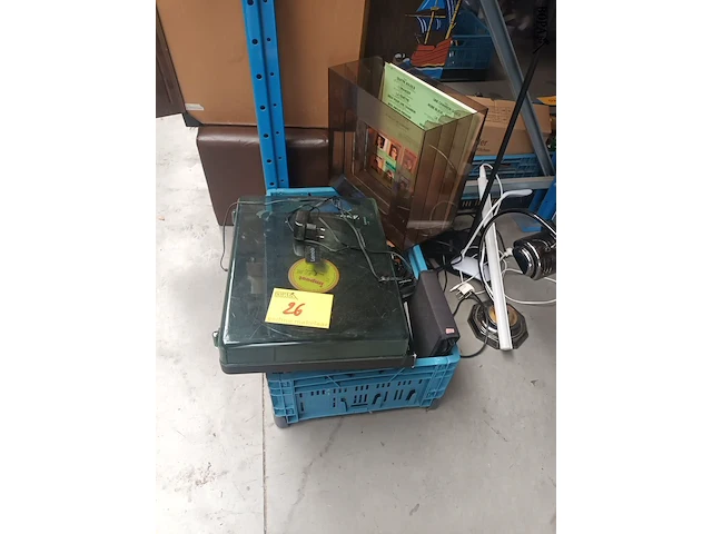 Lot 26 - platenspeler en muziek - afbeelding 1 van  6