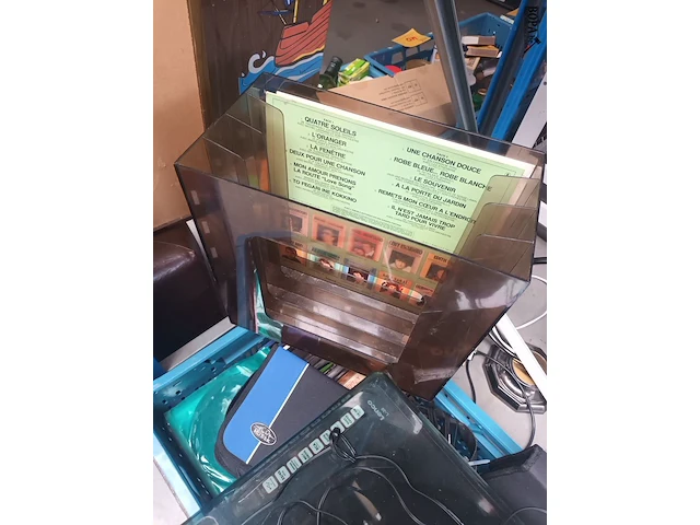 Lot 26 - platenspeler en muziek - afbeelding 2 van  6