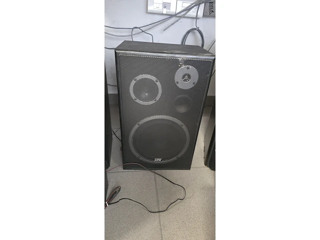 Lot 26 - speakers life l 8998 2 stuks - afbeelding 5 van  5