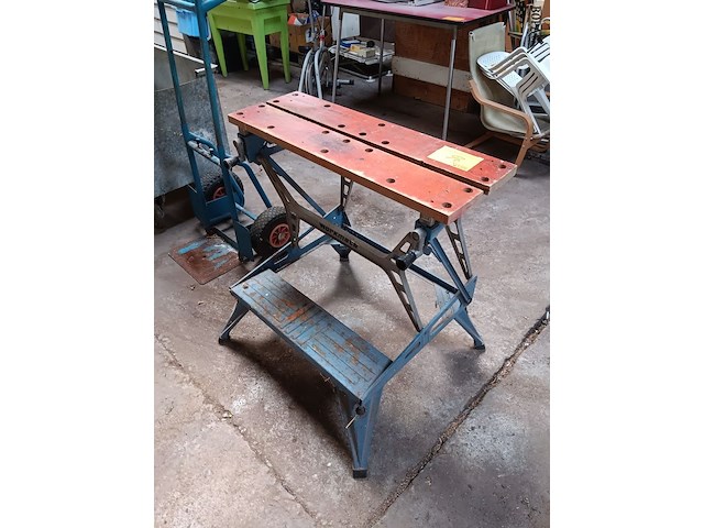 Lot 26 - workmate black & decker - afbeelding 1 van  2