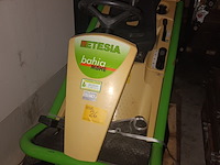 Lot 26 - zitmaaier metesia