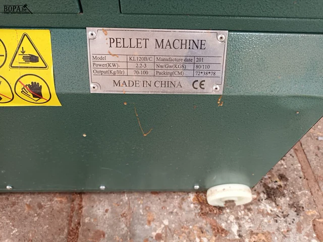 Lot 261 - pellet machine - afbeelding 2 van  4