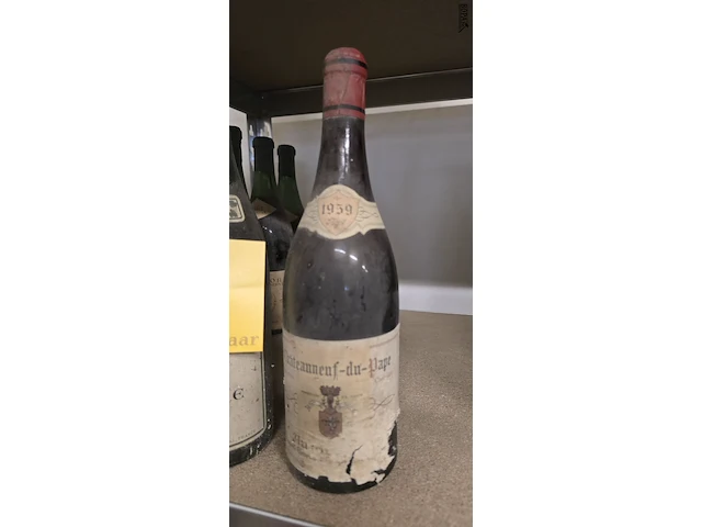 Lot 263 - wijnen uit 1959 en 1961 7 flessen - afbeelding 2 van  4