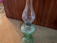 Lot 266 - olielamp - afbeelding 1 van  3