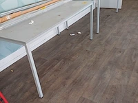 Lot 266 - tafel. 2 stuks - afbeelding 1 van  5