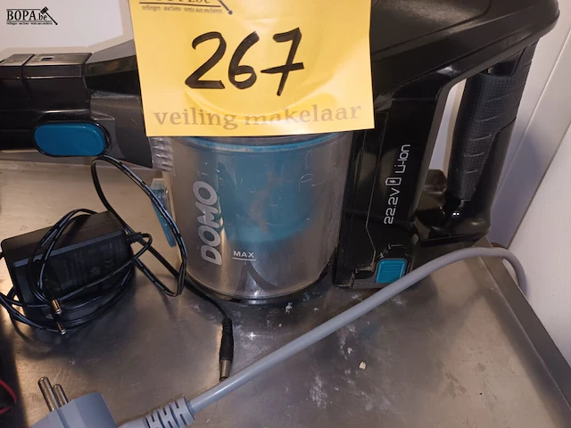 Lot 267 - steelstofzuiger domo - afbeelding 3 van  4