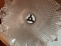 Lot 267 - zware glazen hanglamp - afbeelding 2 van  2