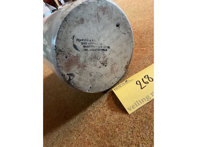 Lot 268 - britse militaire rumkruik - afbeelding 3 van  3