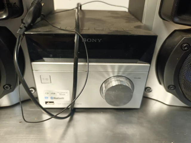 Lot 268 - cd speler sony - afbeelding 2 van  5