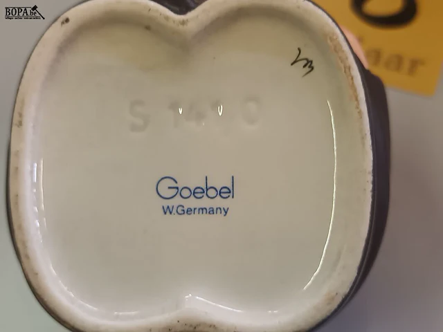 Lot 268 - melkkan en suikerpotje goebel - afbeelding 5 van  5