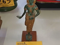 Lot 269 - bronzen beeldje op sokkel - afbeelding 1 van  3