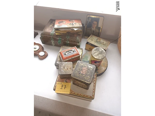 Lot 27 - blikken dozen. 11 stuks - afbeelding 1 van  5