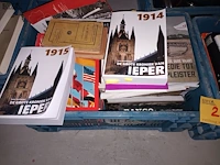 Lot 27 - boeken. 3 bakken - afbeelding 3 van  4