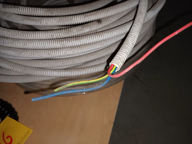 Lot 27 - elektriciteitskabel in wachtbuis - afbeelding 2 van  3