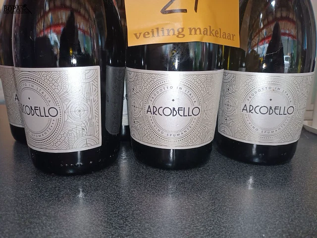 Lot 27 - flessen prosecco. 9 stuks - afbeelding 2 van  3