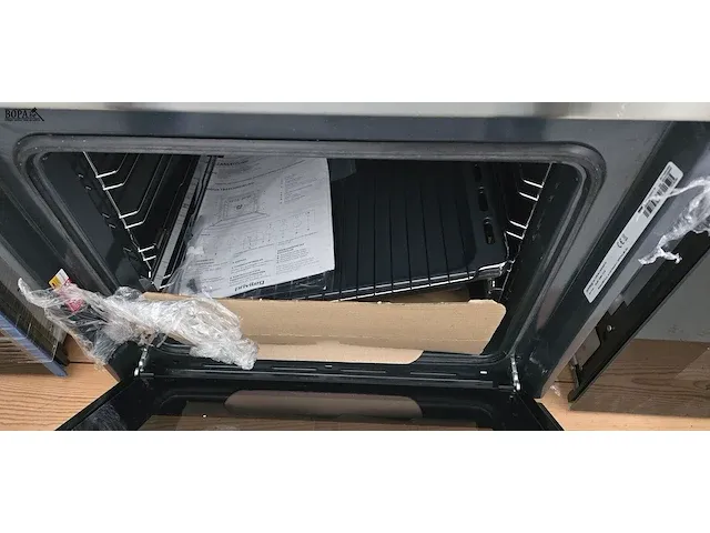 Lot 27 - inbouw oven + kookplaat priveleg - afbeelding 4 van  5