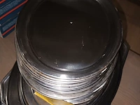 Lot 27 - inox serveerschaaltjes. 60 stuks - afbeelding 3 van  3