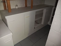 Lot 27 - keukenkasten. 4 stuks - afbeelding 1 van  4