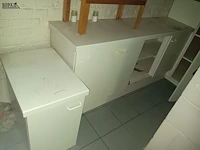 Lot 27 - keukenkasten. 4 stuks - afbeelding 3 van  4