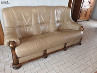 Lot 27 - lederen salon - afbeelding 4 van  5