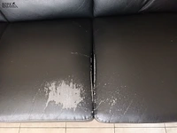 Lot 27 - lederen sofa - afbeelding 2 van  3