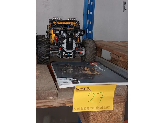 Lot 27 - lego technic rc x-treme off-roader - afbeelding 1 van  4