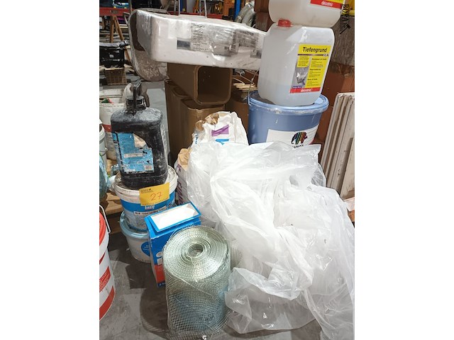 Lot 27 - lot producten - afbeelding 1 van  5