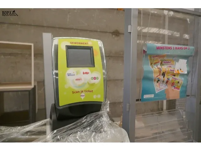 Lot 27 - lotto stand ( pm ) - afbeelding 4 van  6