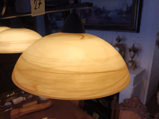 Lot 27 - luster - afbeelding 4 van  4